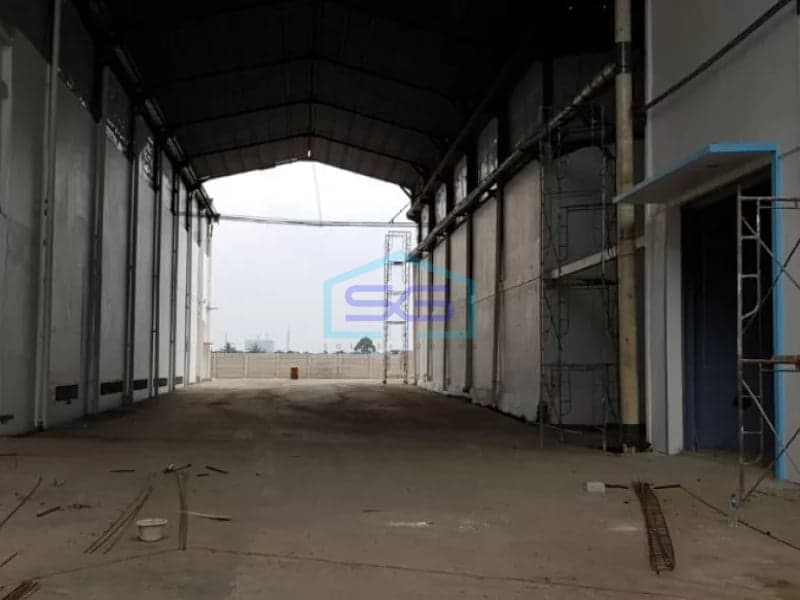 Disewakan gudang di sentul luas bangunan 1350m