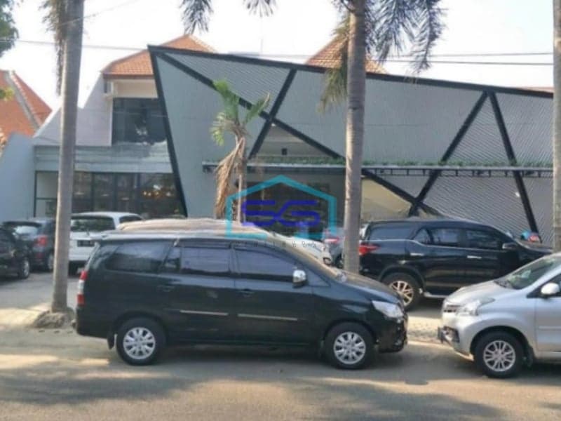 Dijual Ruang Usaha Bangunan Komersial Raya Darmo di Pinggir Jalan Raya Surabaya LT 790m2