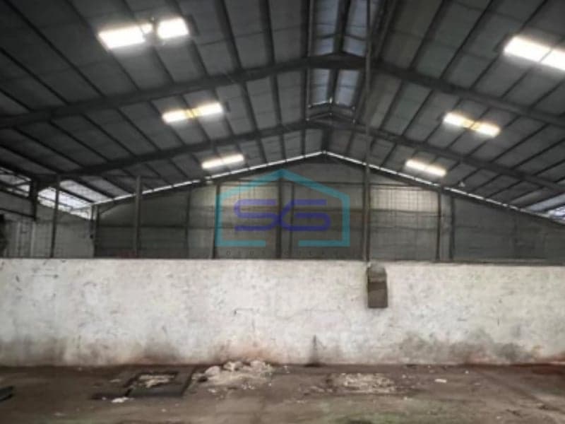 Warehouse for Sale 2700 m² Building Area in Cikupa Tangerang