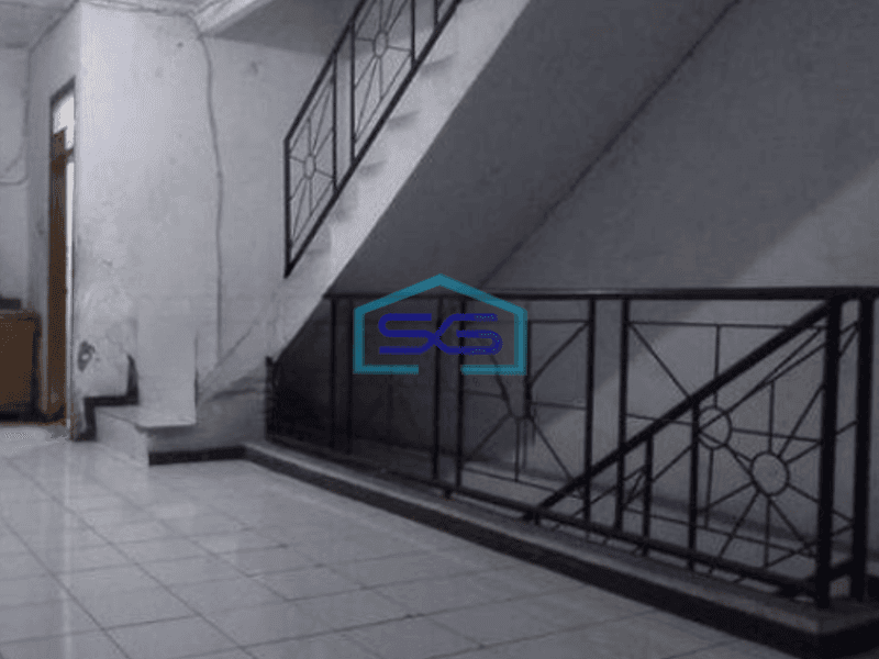 Disewakan Ruko Luas Bangunan 186 m² Lokasi Strategis di Kalideres Jakarta Barat