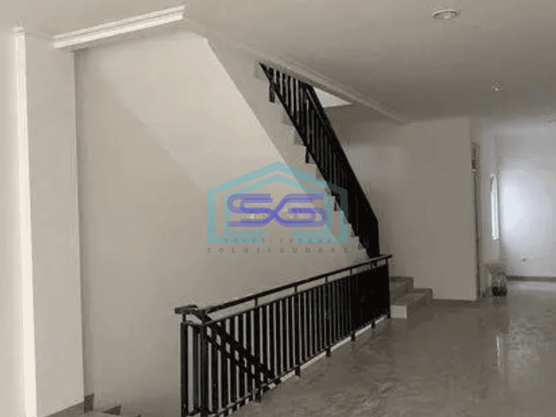 Disewakan Ruko Jelambar Siap Pakai Cocok untuk Resto atau Kantor Sudah Renovasi Rapih