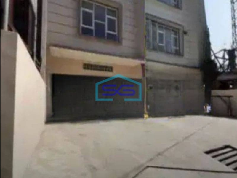 Disewakan Ruko Siap Huni Lokasi Strategis Di Buah Batu Bandung LB 300m2