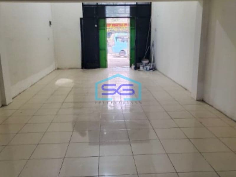 Dijual Ruko di Cengkareng Timur Jakarta Barat Bangunan 3.5 Lantai