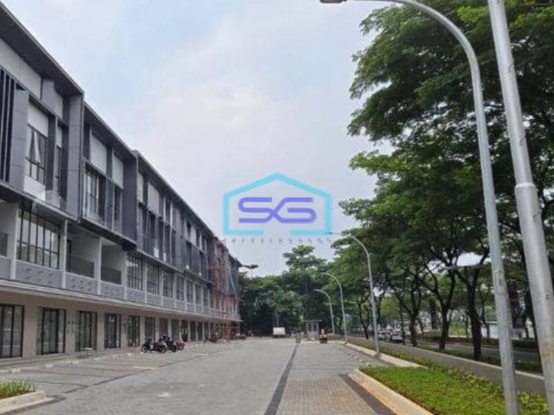 Dijual Ruko Hook 3 Lantai Baru Hadap Jalan Raya di Greenwhich Bsd Tangerang LB 205m2