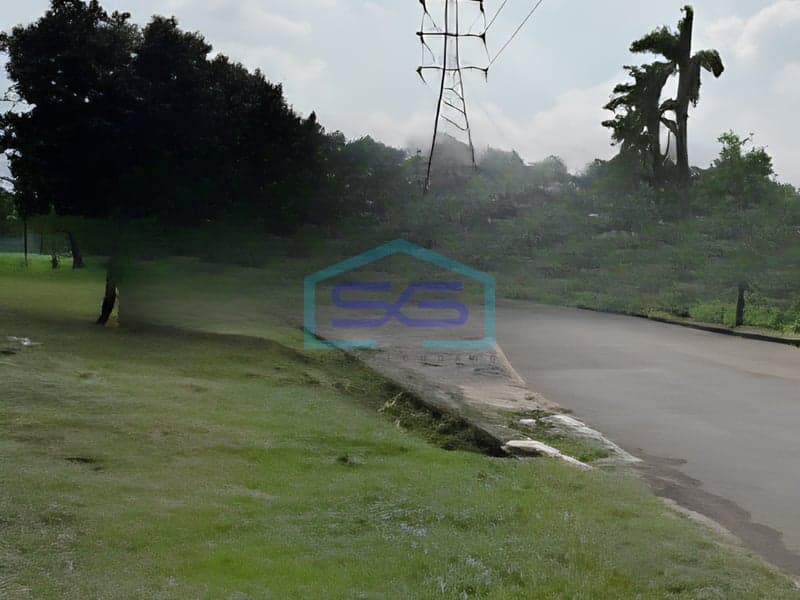  Bekasi 南部 Cikarang 出售无洪水地块 14070 平方米