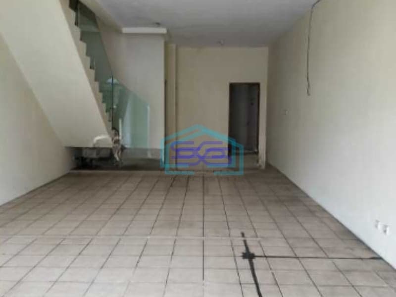 Disewakan Ruko Hadap Jalan Raya di Serpong Tangerang Selatan Luas Bangunan  225 m²