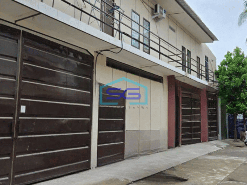 Dijual Gudang Luas Bangunan 200 m² Lokasi Strategis di Teluk Naga Tangerang