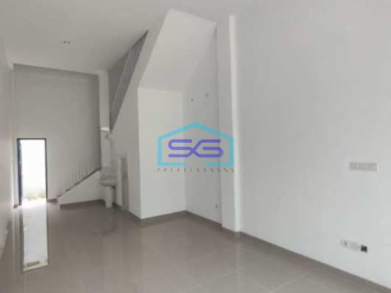 Disewakan Murah Ruko Boulevard Citra 8 Aeroworld Pegadungan Citra Garden, Jakarta Barat Luas Bangunan  88 m²