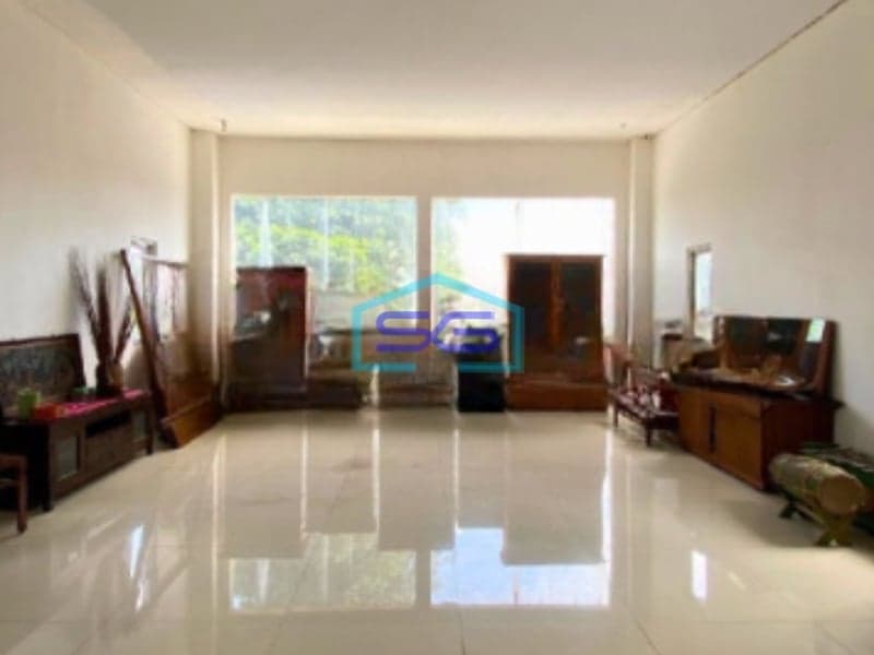 Disewakan Ruko Luas Tanah  120 m² Lokasi di Kemang Jakarta Selatan