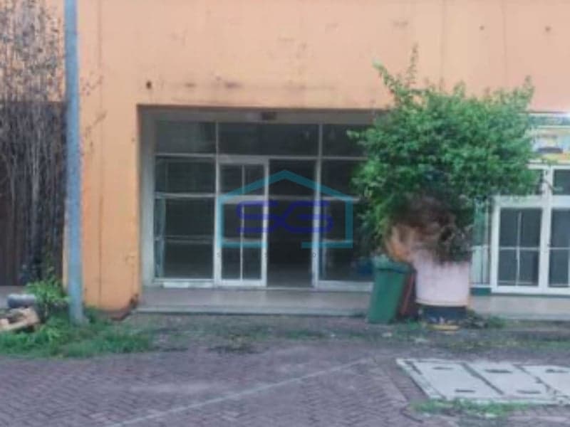 出售：位于南丹格朗市北塞蓬战略位置的即用型二层商铺