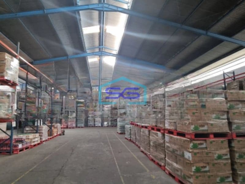 Disewakan Gudang Luas Bangunan 1728 m² Lokasi Semarang Barat