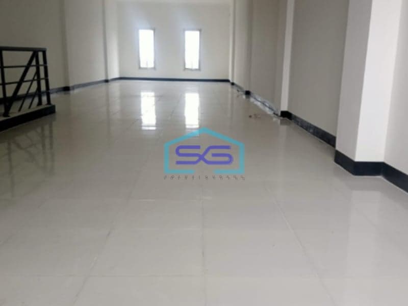 Disewakan Ruko Rapih Siap Huni Lokasi Sangat Strategis di Kebayoran Baru Jakarta Selatan LB 270m2