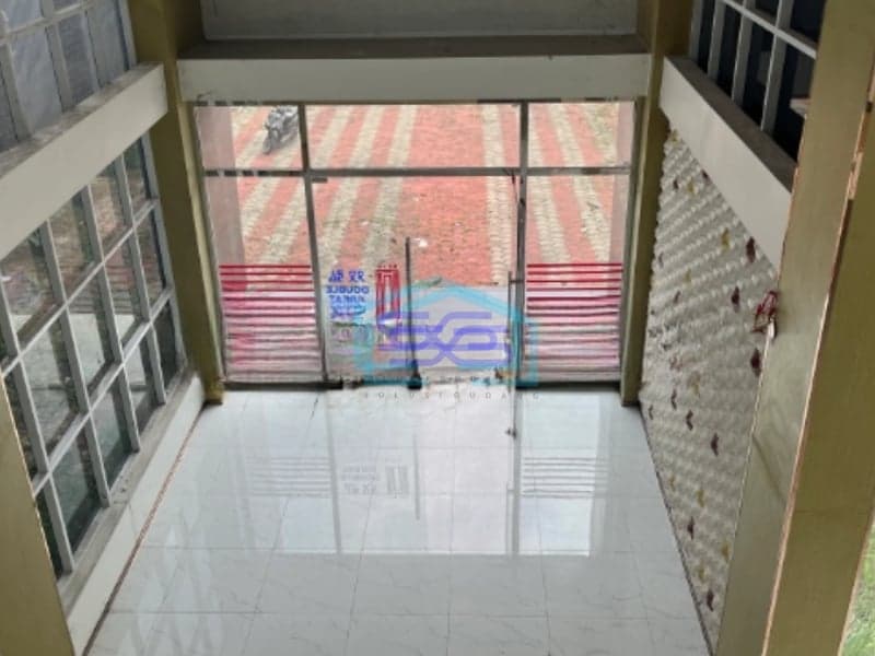 Disewakan Gudang Siap Huni di Kelapa Dua Gading Serpong Tangerang Selatan Banten  Luas Bangunan  650 m²