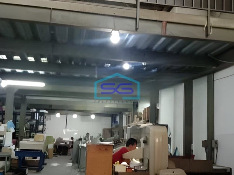 Dijual Gudang Siap Pakai Luas Tanah  444 m² Lokasi Setu Tangerang Selatan