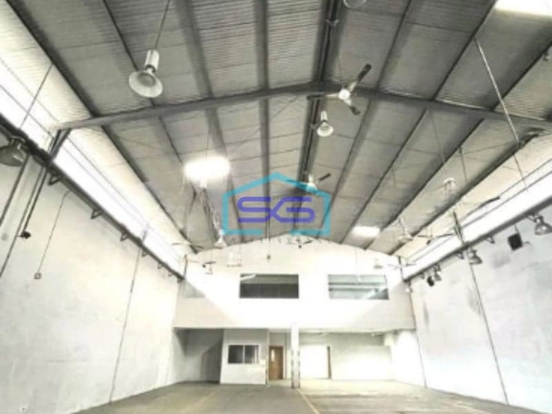 Disewakan Gudang Luas Bangunan 700m2 Siap Pakai di Karawaci Tangerang