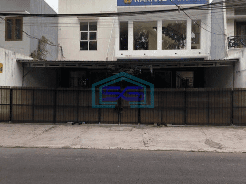 Disewa Ruko Gandeng Strategis di Tebet Barat Jakarta Selatan