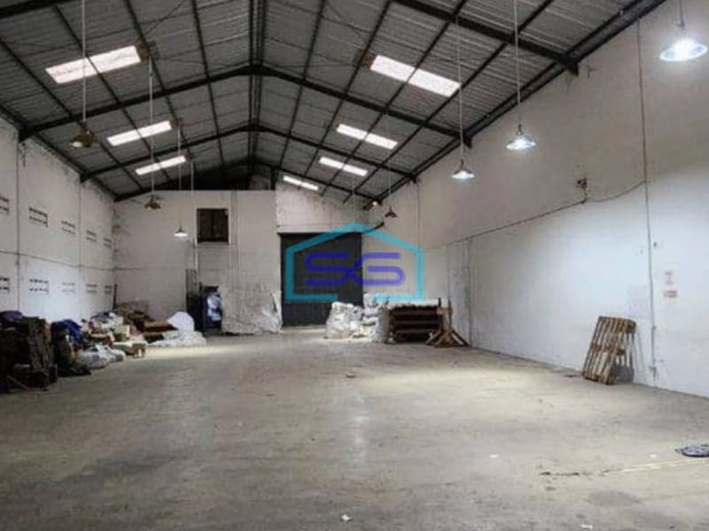 Dijual Gudang Blong Bisa Untuk Produksi, Akses Jalan Bisa Masuk Kontainer di Nanjung Bandung LT 677m2