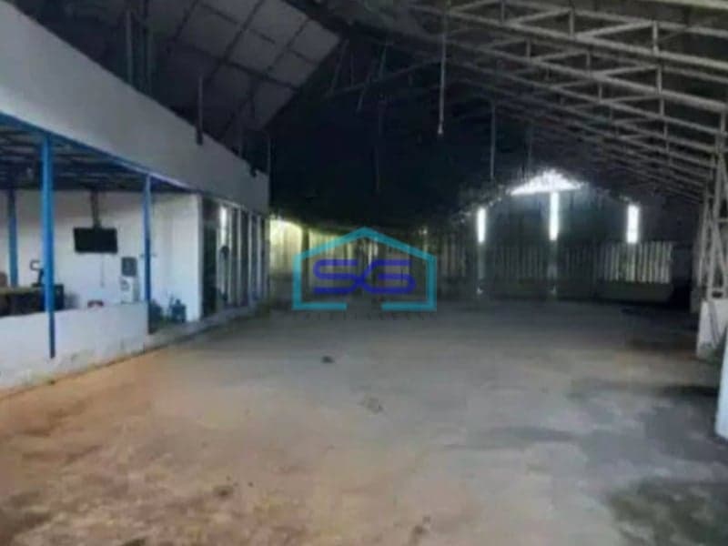 Disewakan Gudang Siap Pakai di Kavling DPR Cipondoh