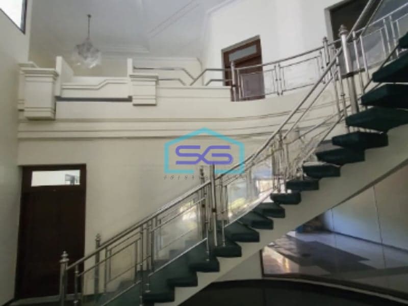 Dijual Ruang Usaha di Pinggir Jalan Raya Jemursari Surabaya LT 700m2