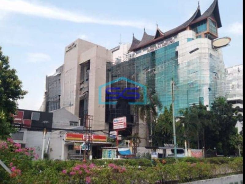 Disewakan Ruko di Matraman Jakarta Timur Luas Tanah 994 m²