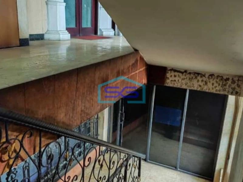 Dijual Gedung Perkantoran di Daan Mogot Jakarta Barat LB 1068m2