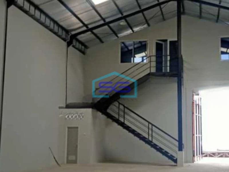 Disewakan Gudang Luas Tanah  486 m²  Akses Contaniner 40 Feet di Tangerang