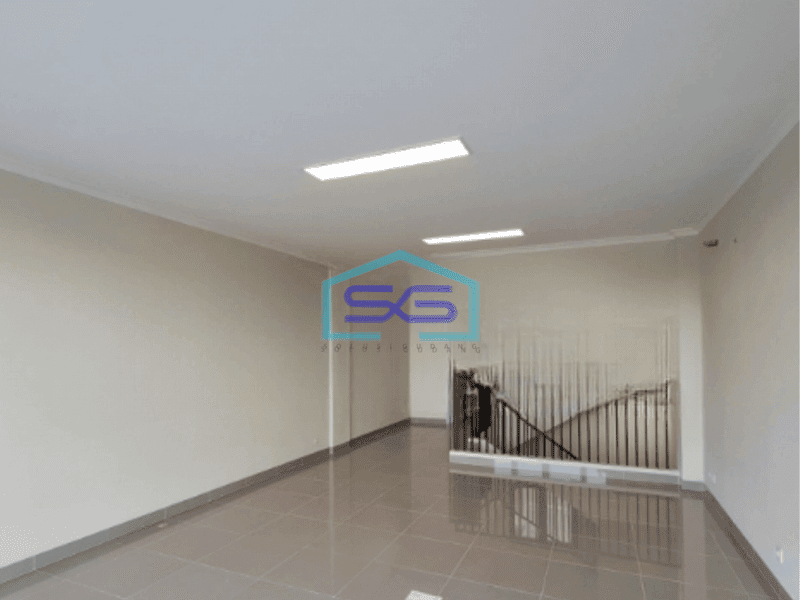 Dijual Ruko Hadap Jalan di Gading Serpong Tangerang Luas Bangunan 188 m²