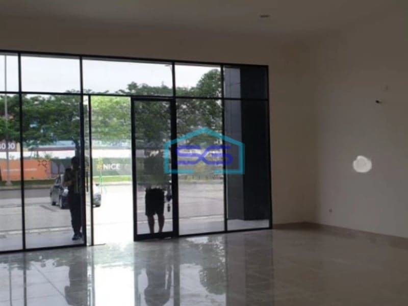 Disewakan Ruko 1 Lantai Luas Bangunan  400 m² Lokasi Pantai Indah Kapuk Jakarta Utara