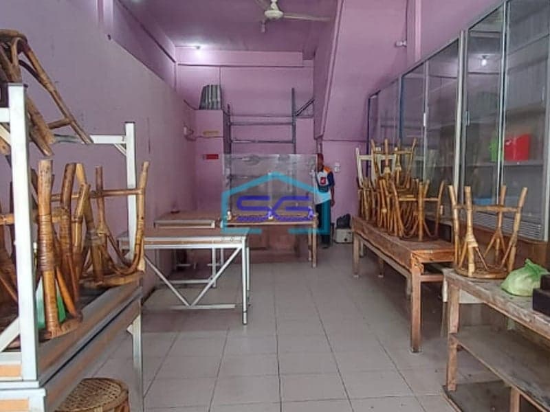 Disewakan Ruko 3 Lantai di Jalan Letnan Jaimas, Pasar Cinde, Palembang LB 152m2