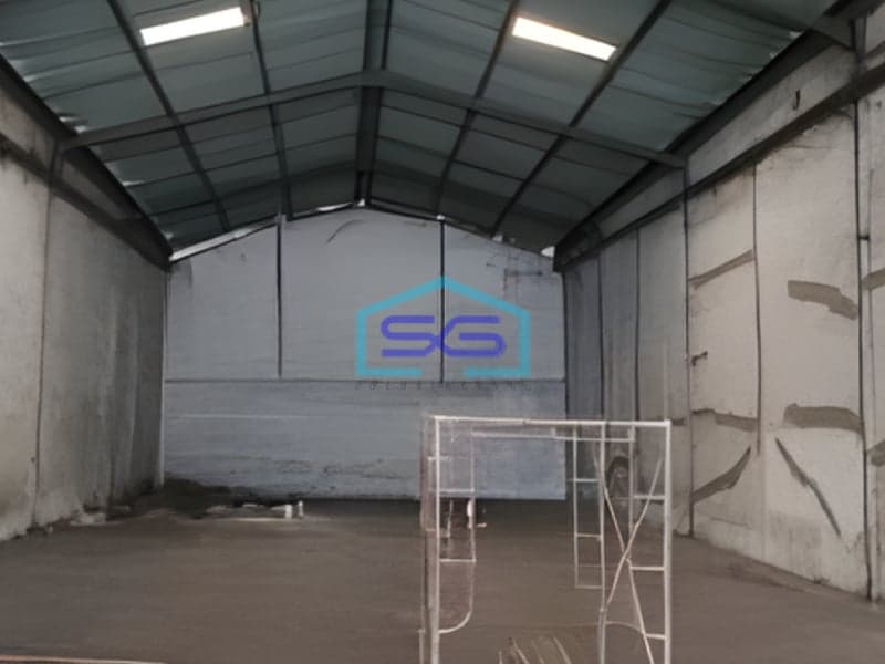 Disewakan Gudang Luas Bangunan 360 m² Lokasi Margomulyo Surabaya