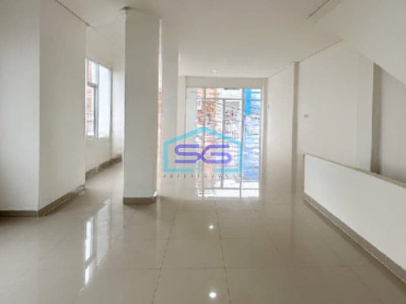 Dijual Ruko Luas Bangunan  324 m²  Lokasi di Tebet Jakarta Selatan