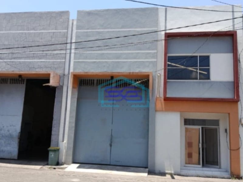 Dijual Gudang Simo Tambaan, dekat Banyu Urip, Sukomanunggal, Surabaya Barat Luas Bangunan  180 m²