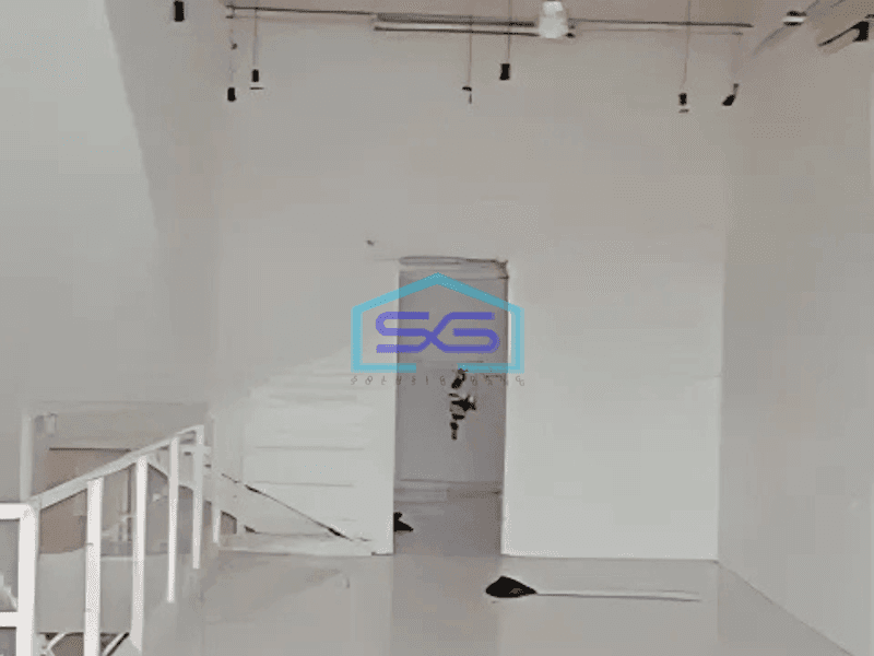 Dijual Ruko!! di Golden Vienna 2 di Tangerang Selatan LB 175m2