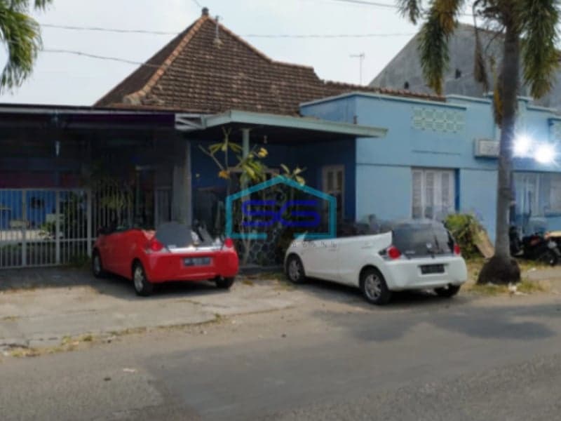 Disewakan Ruang Usaha Dekat Grandmall Solo Luas Bangunan 300m2