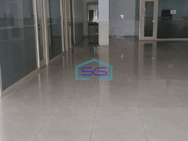 Disewakan Gedung Bagus Tengah Kota Jl. Soekarno Hatta Bandung LT 2500m2