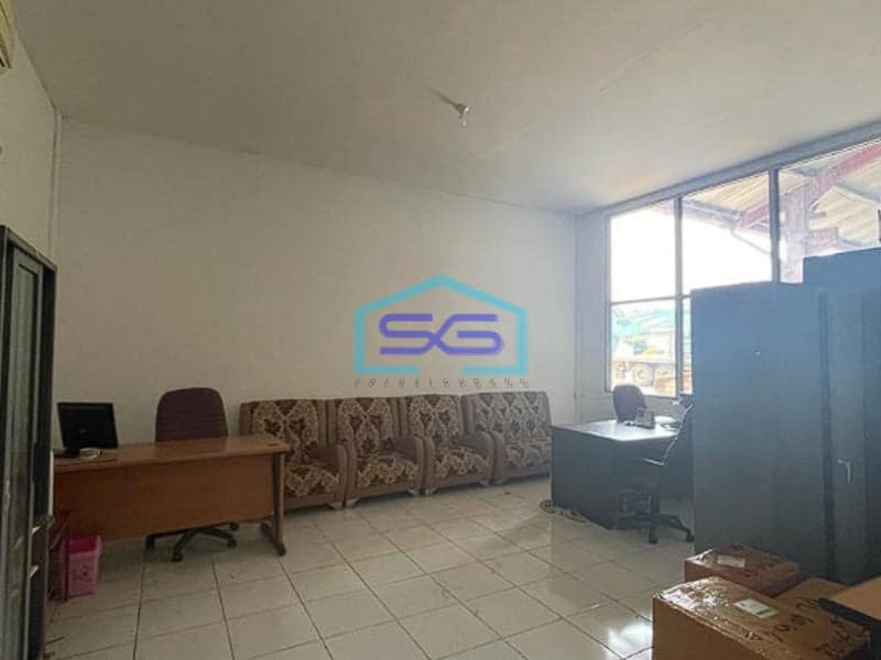 Dijual ! Ruko 2 Pintu 3 Lantai Bonus Peralatan Kantor, Jalan Jaksa Agung R. Soeprapto, Palembang LB 288m2