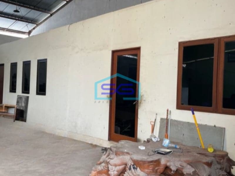 Disewakan Gudang Dan Kantor Pinggir Jalan Raya di Semarang Barat LB 600m2