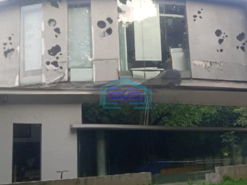 Dijual Kantor Lokasi Strategis Luas Bangunan  1044 m² di Jakarta Selatan