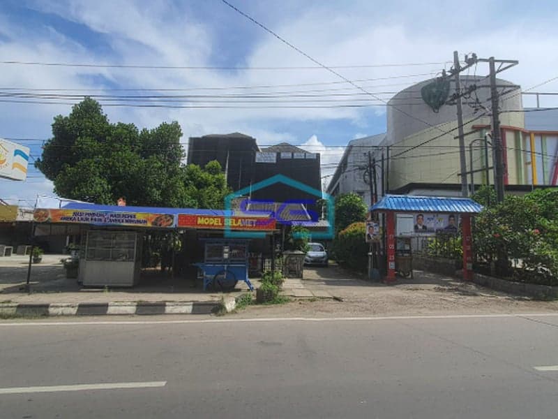 Dijual Tanah Bonus Bangunan Jalan RE Martadinata Samping JM Lemabang Palembang