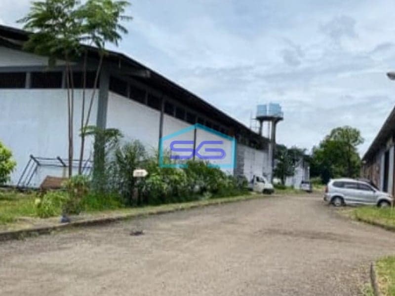Dijual Pabrik Dekat Toll Bitung Jalan Kontainer di Jati Uwung Tangerang LB 9000m2