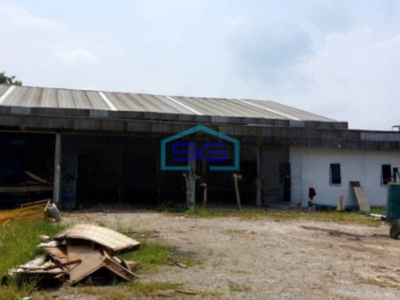 Dijual Gudang Murah Akses Container 40 Feet Luas Bangunan 1000 m² Lokasi Karang Tengah Tangerang