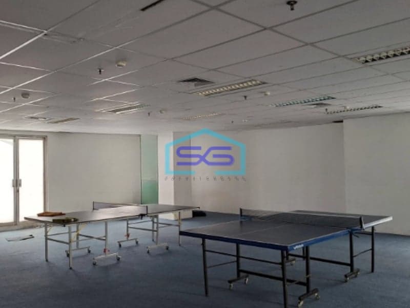 Disewakan Kantor Luas Tanah 2000 m² Lokasi Kebon Jeruk Jakarta Barat