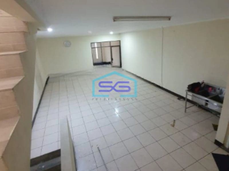Disewakan Ruko 2,5 Lantai Kurdi Regency Astanaanyar Bandung Luas Bangunan 240 m²