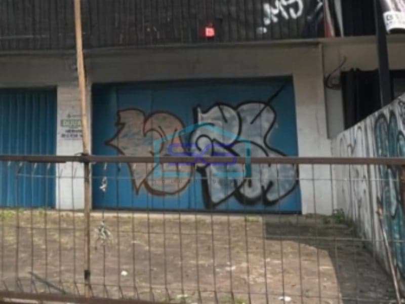 出售：位于南丹格朗Serpong Utara的无洪水即时入住商铺