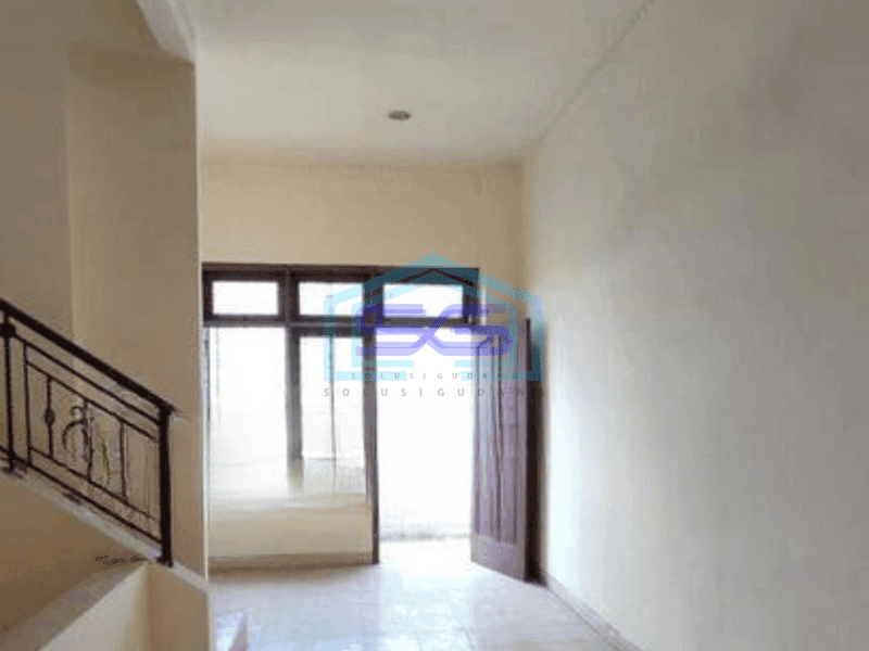 Disewakan Ruko Siap Pakai di Pinangsia Taman Sari Jakarta Barat