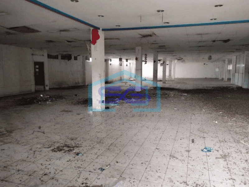 Dijual Ex swalayan di balaraja barat dekat ke pintu tol cocok buat Gudang