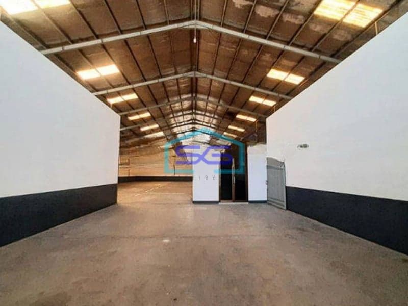 Disewakan Gudang Sangat Bagus Aman Tengah Kota Bandung LT 1400m2