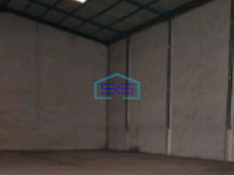 Disewakan Gudang Akses Container Luas Bangunan  1200 m²  di Gedangan Sidoarjo