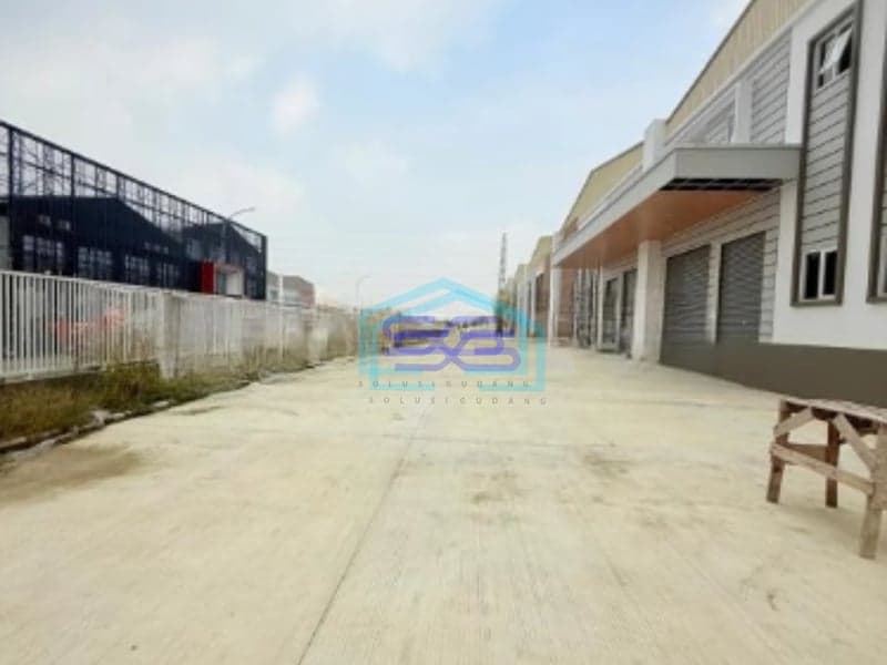 Disewakan Gudang Bagus Delta Silicon Lippo Cikarang Jawa Barat Luas Bangunan 2680 m²