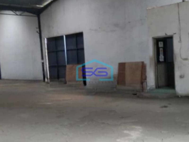 Disewakan Gudang Luas Tanah 8000 m² Akses Container 40 Feet di Tangerang